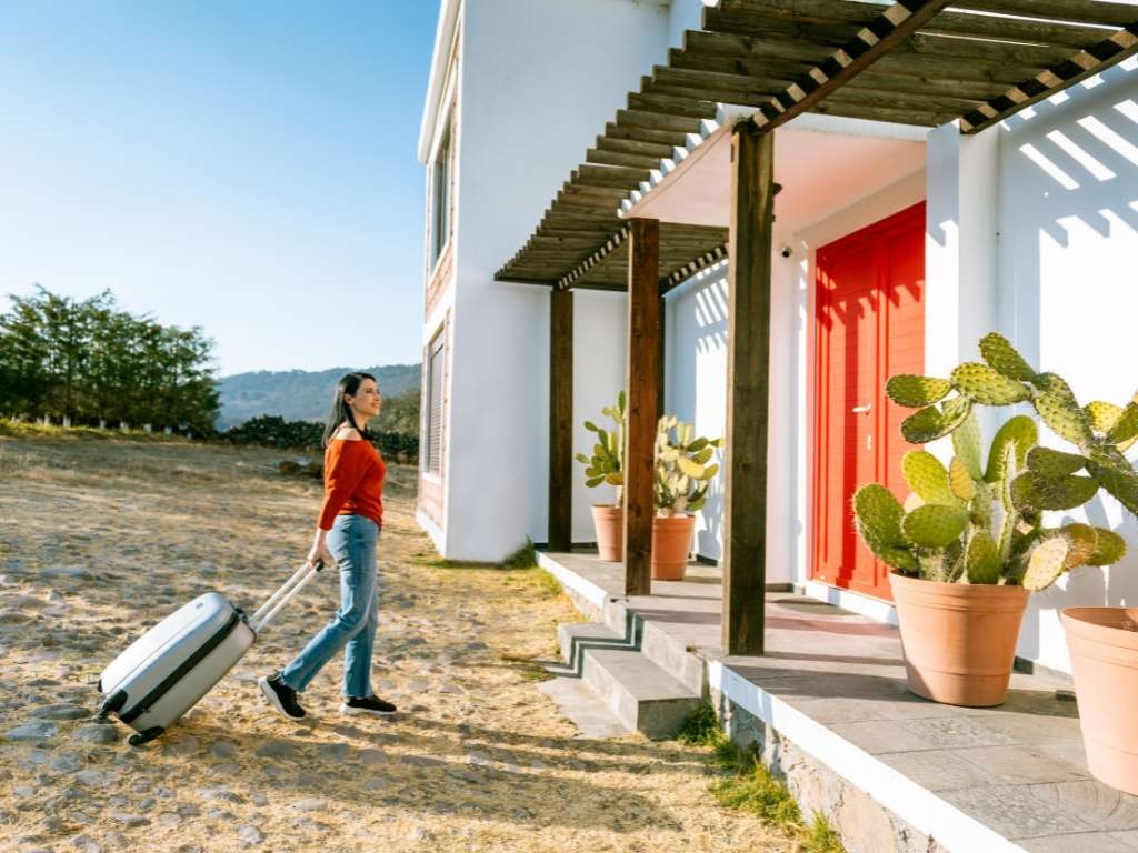 Truss Financial Group (TFG) is among the first U.S. lenders to launch a true Hybrid STR Mortgage Program, built for today’s short-term-rental economy.